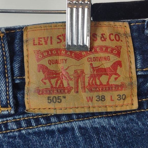 Levi's 505 size 38 x 30 - Picture 4 of 9